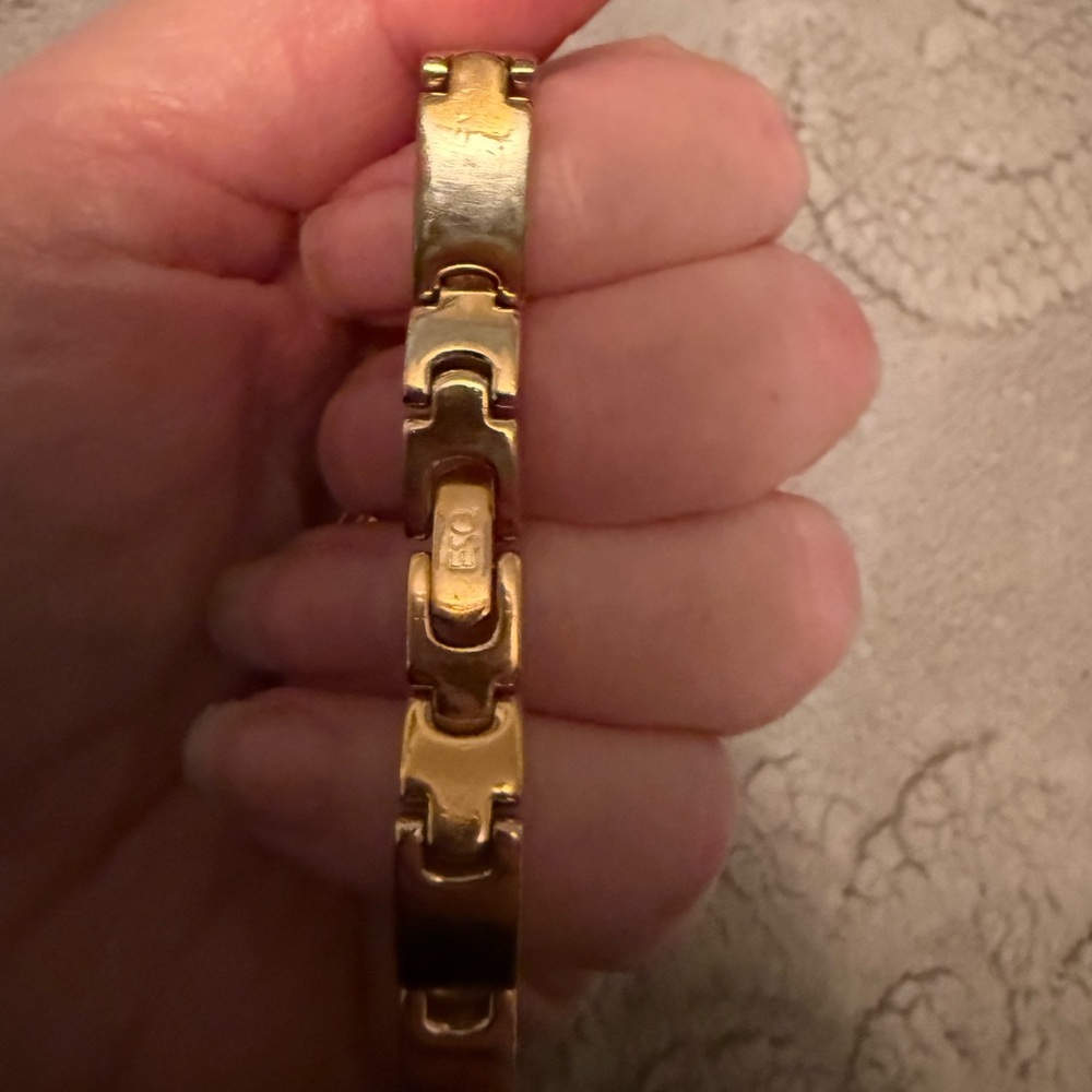 ESQ Women's Gold Bracelet Watch with Black Dial - Picture 4 of 7